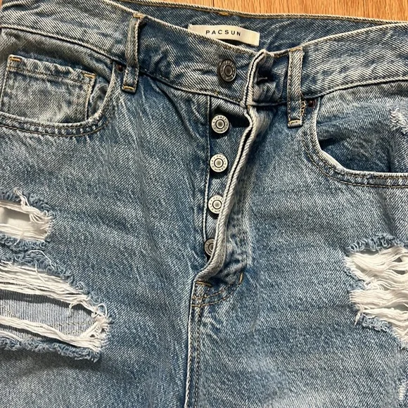 Pacsun Ripped jeans - Picture 3 of 5